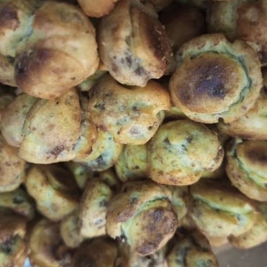 

KUE SUS/ SOES COKLAT LUMER KUE LEBARAN SNACK KILOAN