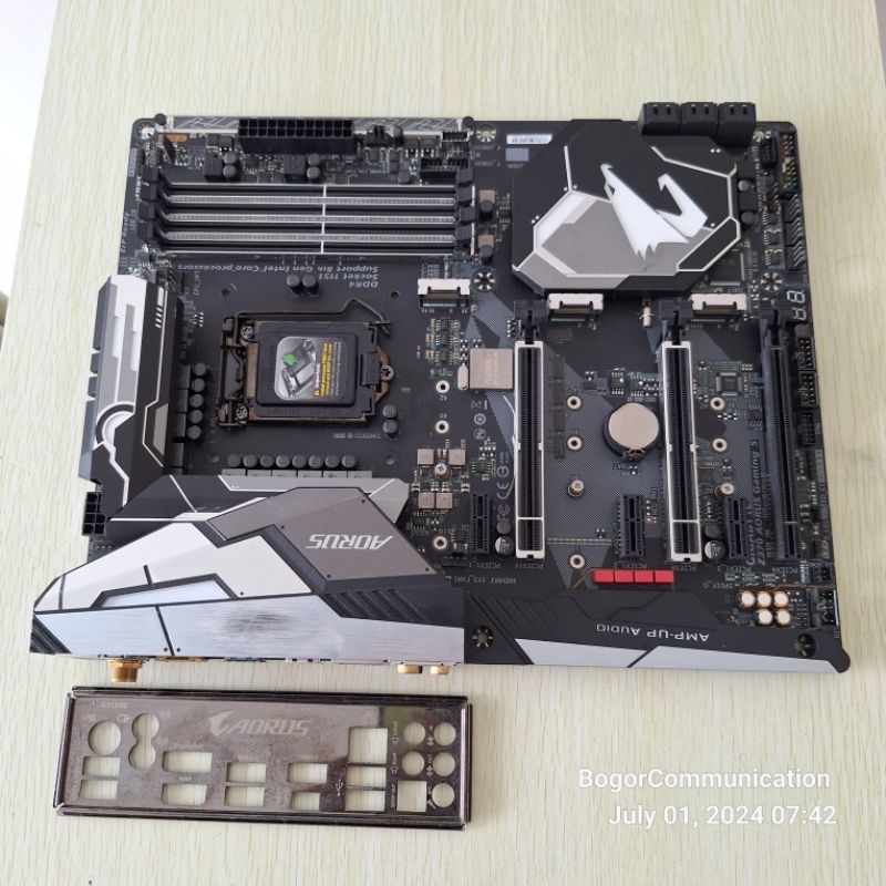 Motherboard Gigabyte Z370 AORUS GAMING 5 Intel Coffee Lake 1151 DDR4