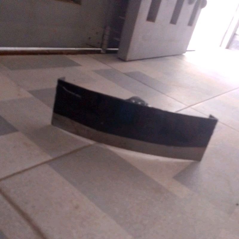 cangkul pembersih rumput liar