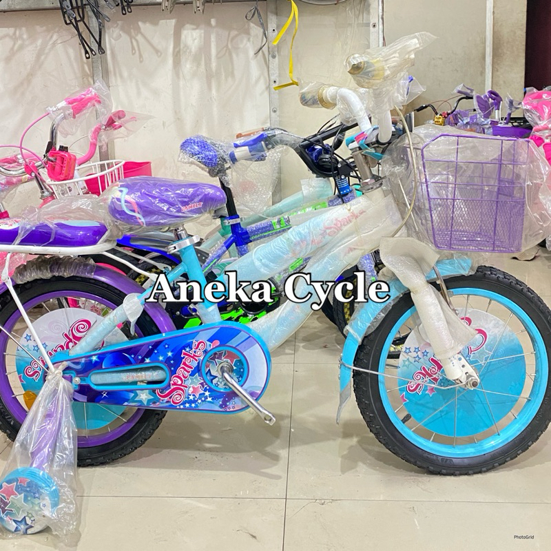 Sepeda Anak Perempuan Roda Empat Mini Family Spark 16 Inch