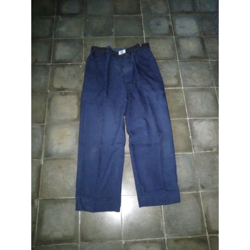 celana osis smp gombor
