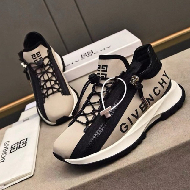 sepatu sneakers pria G1 V3n chy impor, sepatu cowok terbaru keren terlaris,sepatu cowok impor,C16