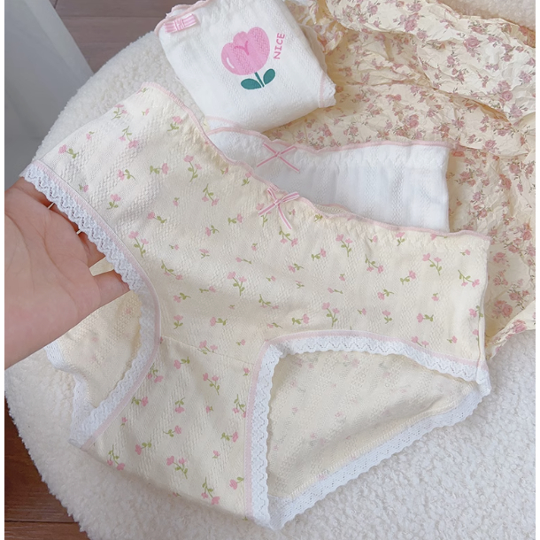 CD0012 - Celana Dalam Wanita Perempuan Remaja Katun Impor Motif Bunga