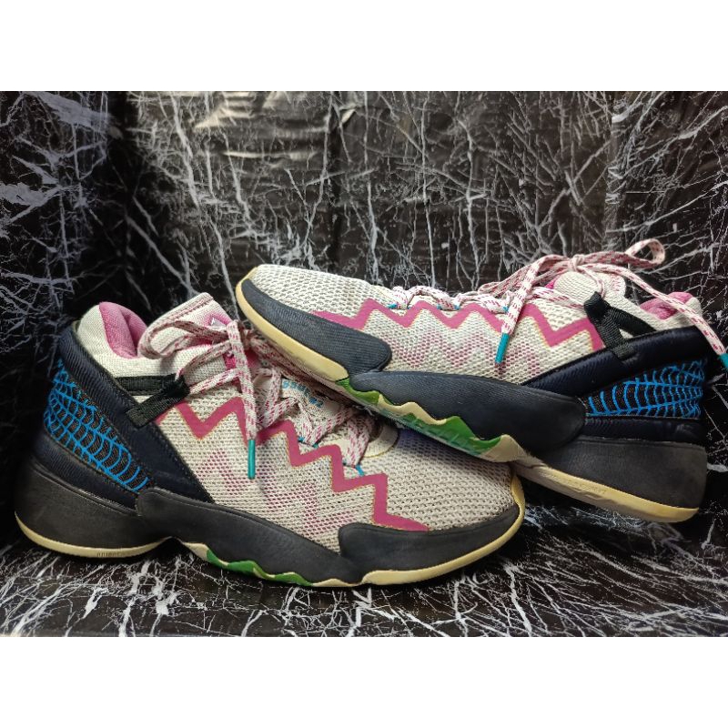 sepatu Adidas Don Issue 2