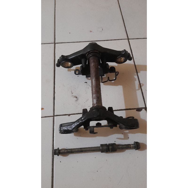 segitiga cbr150 original