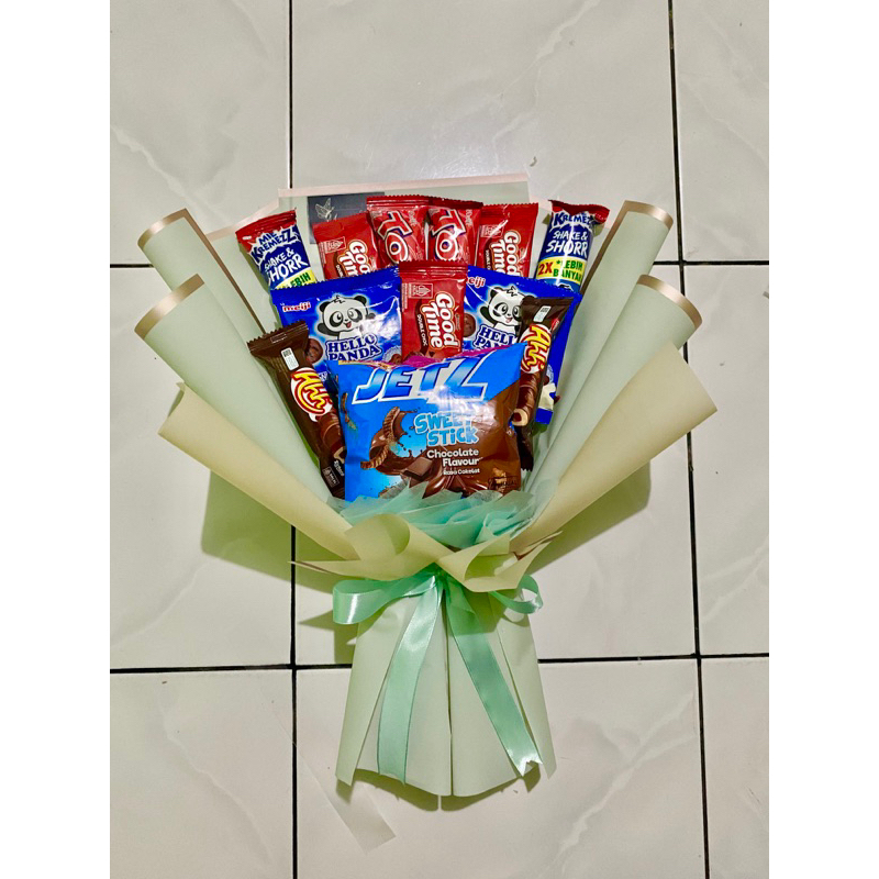buket snack murah/ buket wisuda/ hampers ultah anak