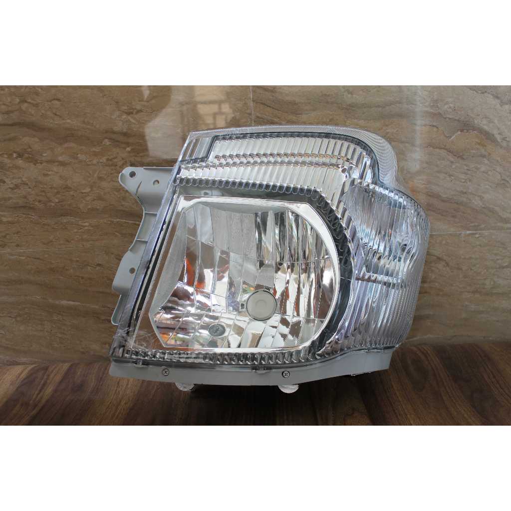 LAMPU DEPAN / HEAD LAMP ASSY MOBIL ISUZU TRAGA 2018-2023