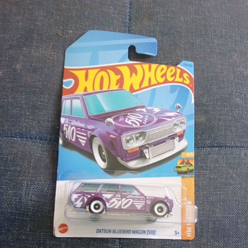 hotwheels datsun