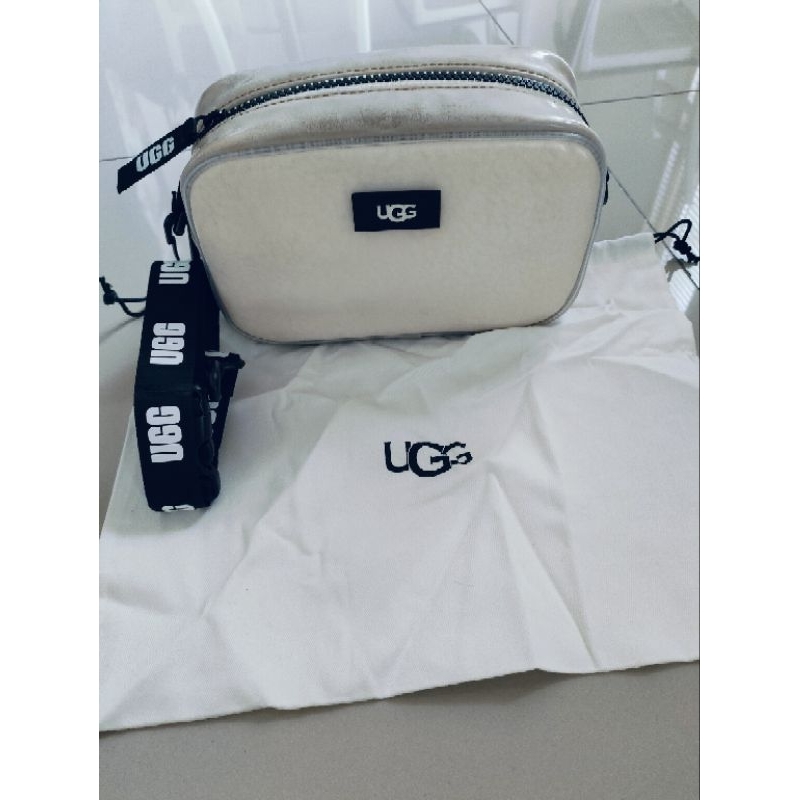 Tas UGG selempang preloved natural