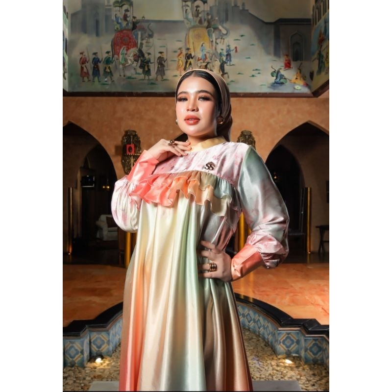 DRESS RAINBOW REMPEL DADA SHELLASAUKIA