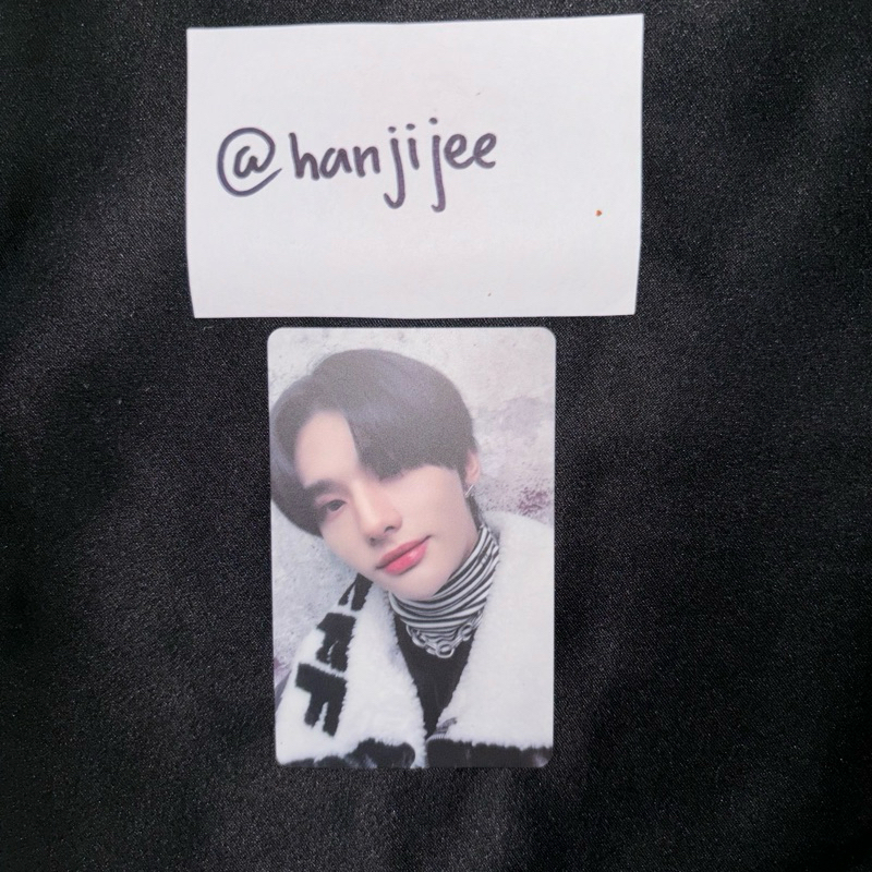 Lucky Draw (LD) Hyunjin Chrismast Evel (CE)