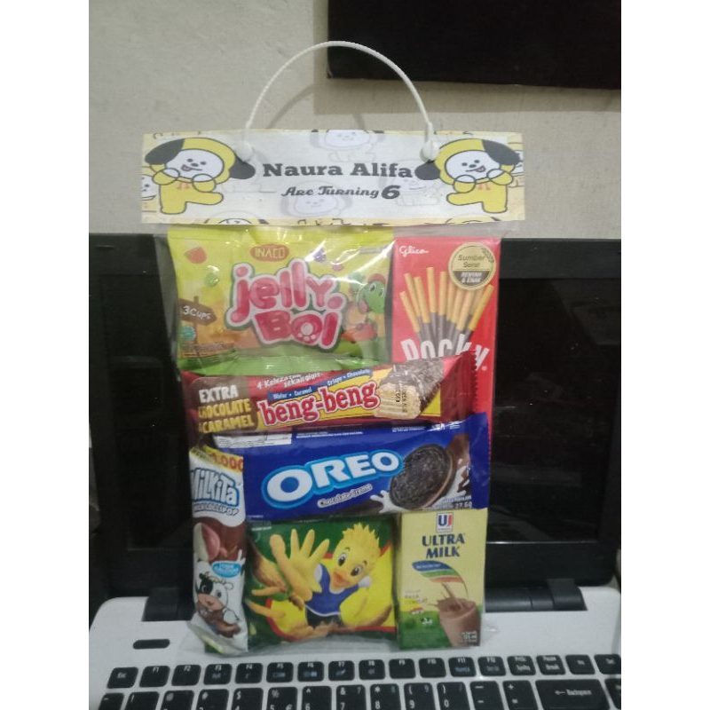 

Paket Snack Mewah / Souvenir Ultah