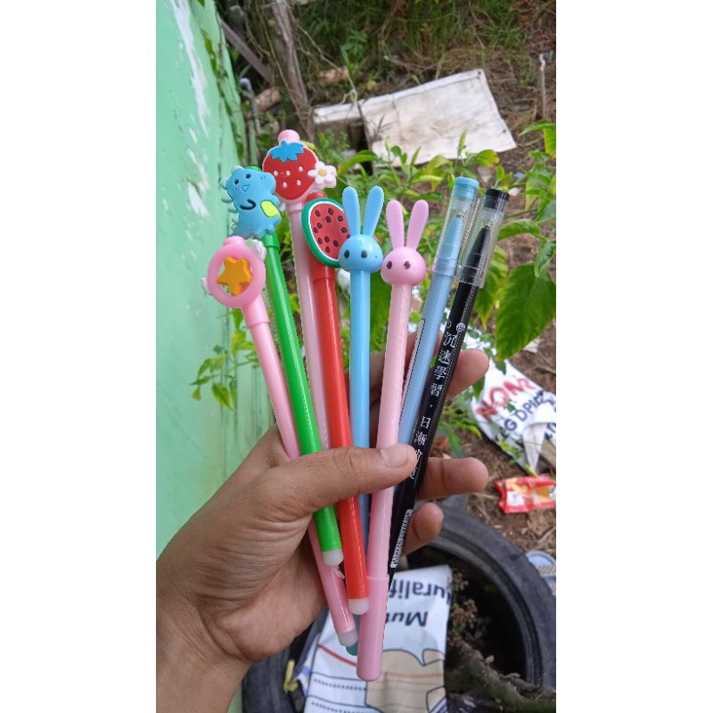 

pena gel karakter 2000 an