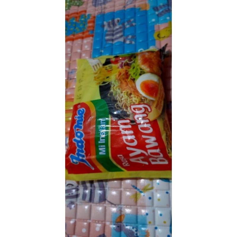 

indomie ayambawang