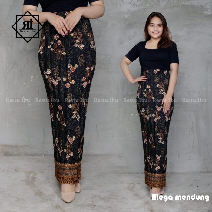 Toko Lembayung Batik / Rok Plisket Batik Motif Rambat, Azalea dan Mega mendung