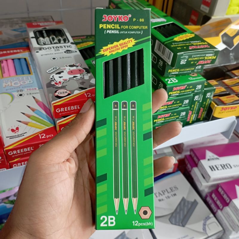 

1 KOTAK PENSIL 2B JOYKO KAYU HIJAU ISI 12