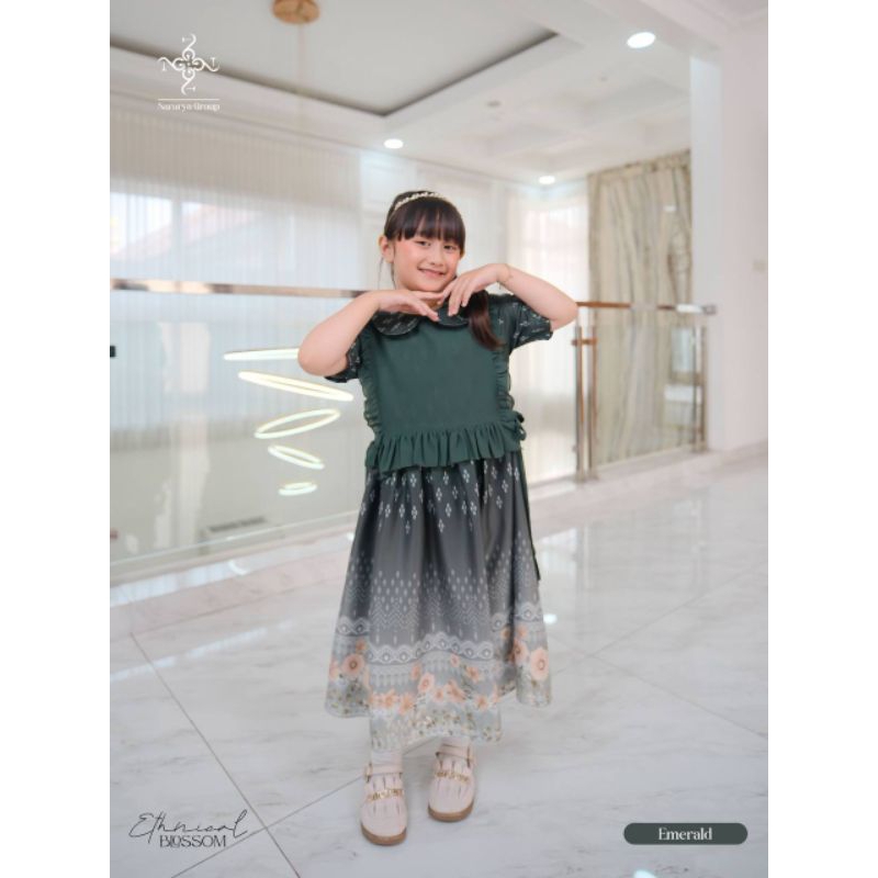 Ethnical blossom dress girl gown ( Nararya )