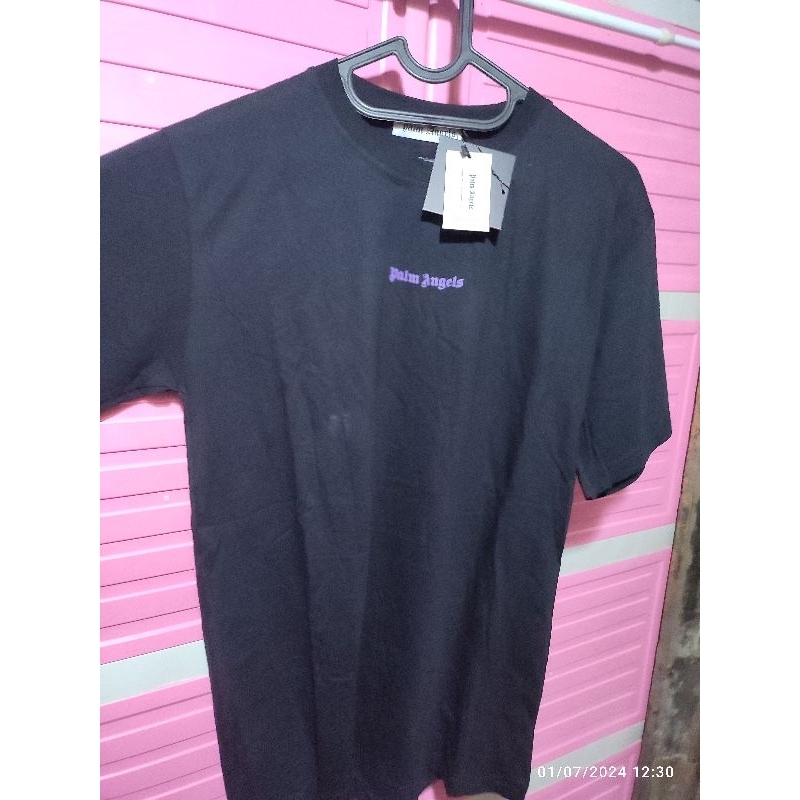 kaos palm angel ukuran M
