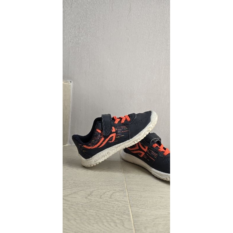 decathlon artengo sepatu tenis anak