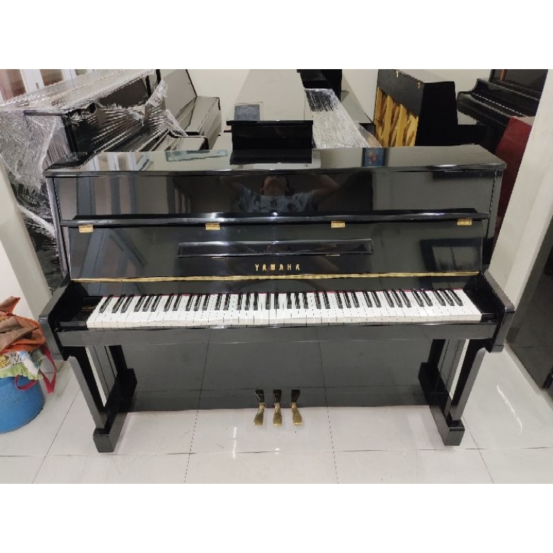 Yamaha LU-110 CPE Hitam