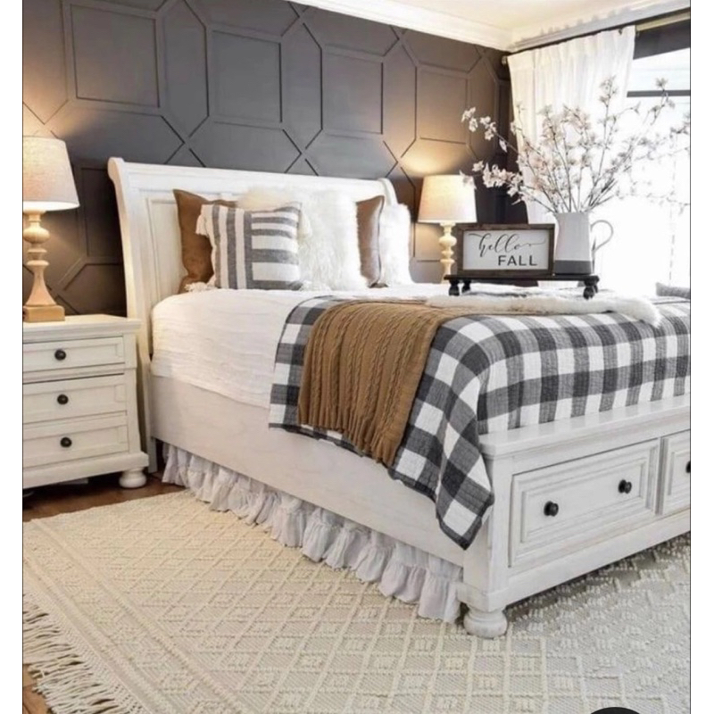 Tempat Tidur Minimalis Duco Putih Laci