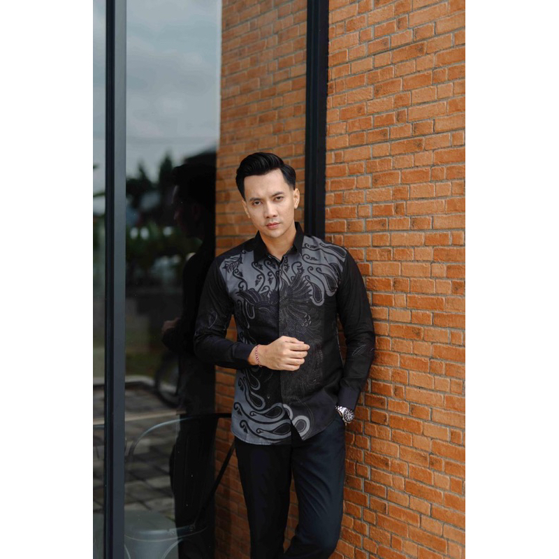 Kemeja Batik Pria Model Slimfit | Baju Batik Pria Bahan Dobby | Hem Batik Dobby Solo Full Lapisan Tr