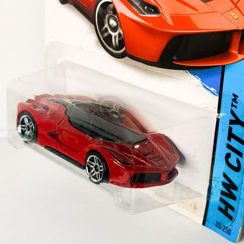 Hotwheels 1/64 Diecast La Ferrari