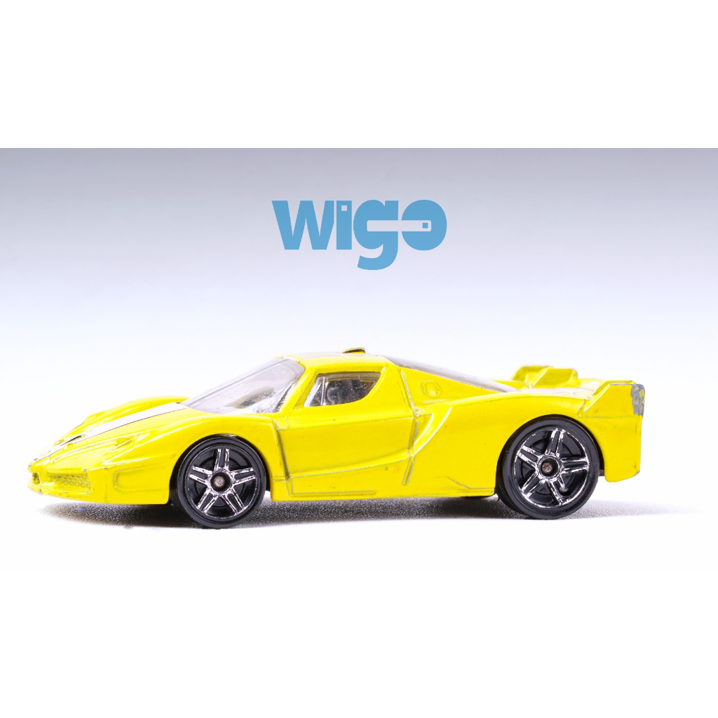 Hot Wheels LOOSE ferrari FXX kuning Diecast