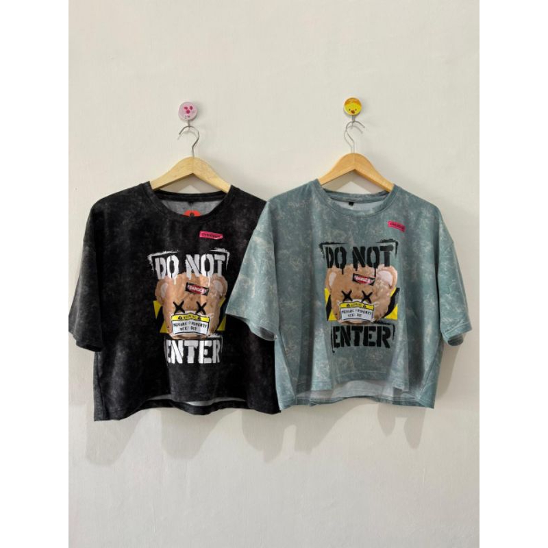 Kaos crop top bear wanita oversize