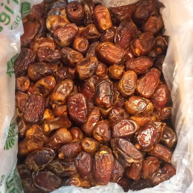 

Kurma Mesir madu kemasan 10kg