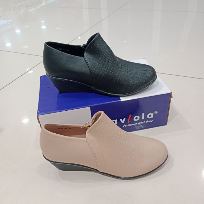 Sepatu Boot Wanita LAVIOLA ORI
