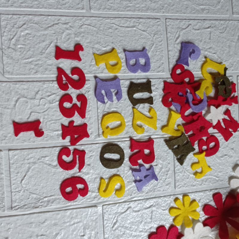 huruf flanel tempel/huruf abjad flanel/pola huruf abjad flanel/flanel prakarya/flanel prakarya keraj