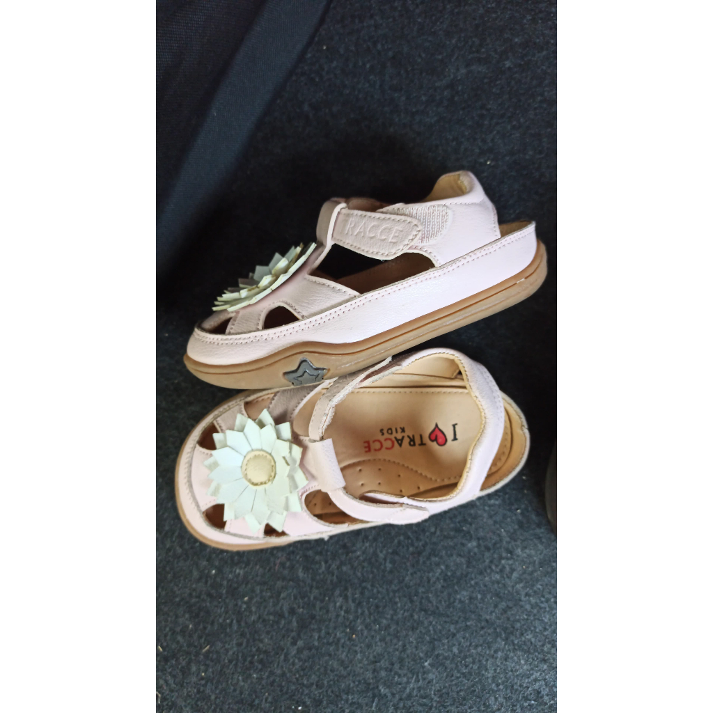 Sepatu anak merk Tracce (Preloved)