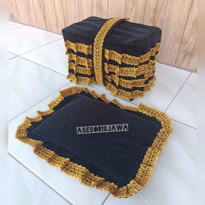 Bangku Dingklik sinden