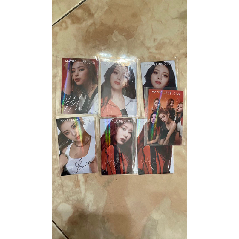 Photocard Itzy Maybelline