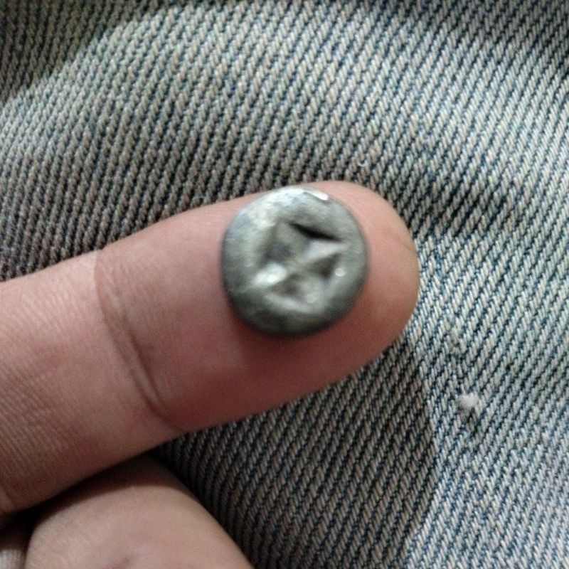 Koin kuno antik perak Kerajaan Sriwijaya numistik