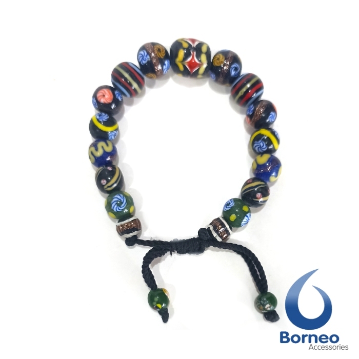 Gelang Etnik Motif Dayak