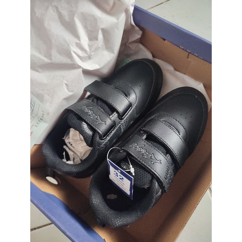 Kasogi sepatu sekolah anak