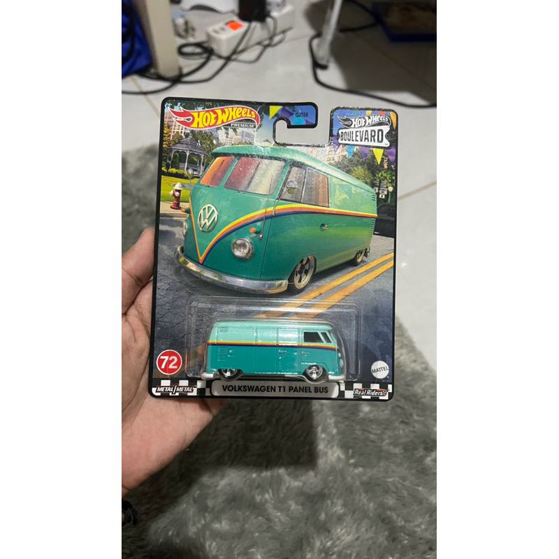 Hotwheels Vw t1 panel bus boulevard