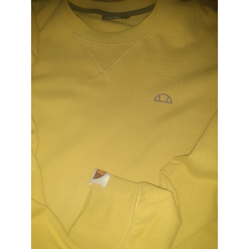 crewneck ellesse bekas