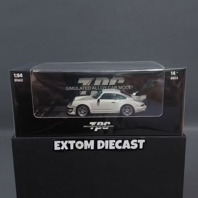 TPC Porsche RWB White Segel