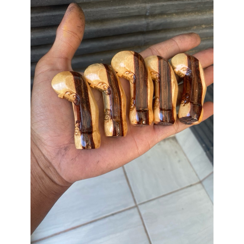 deder solo patrem kayu asem