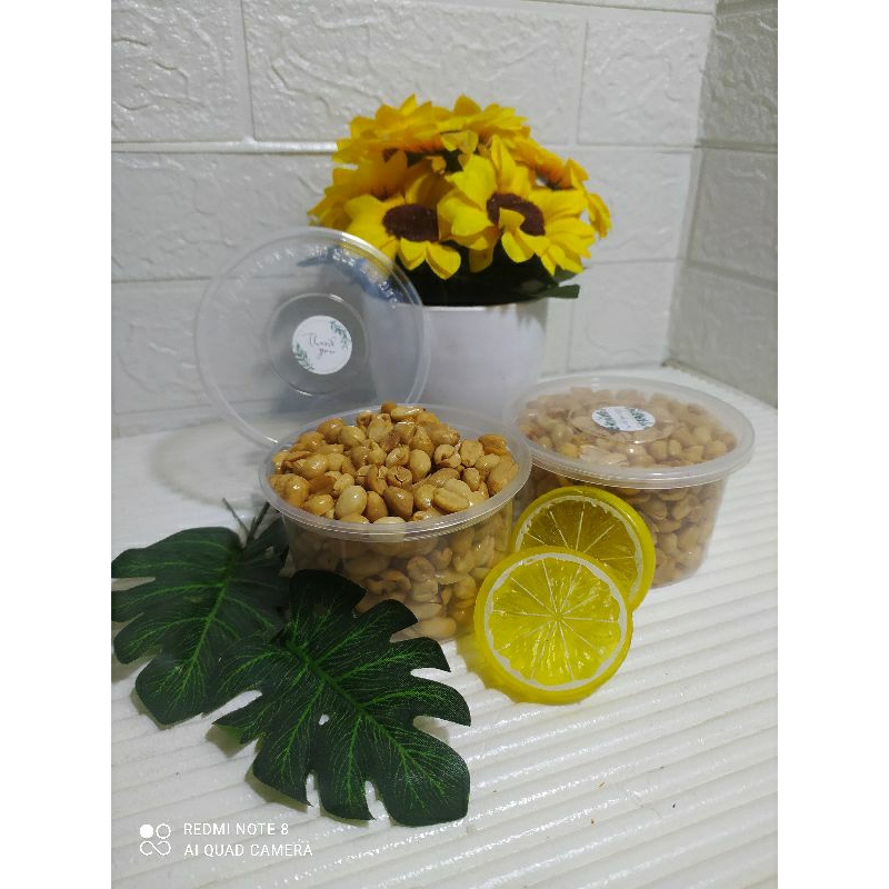 

Kacang goreng home Made Cup 300ml
