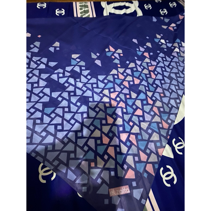 preloved hijab Elzatta Dauky