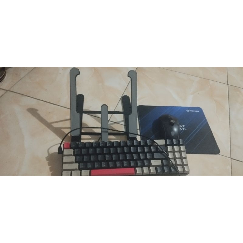 keyboard + mousepad Inc mous Rexus gaming sh10 + stand holder Zevan p10