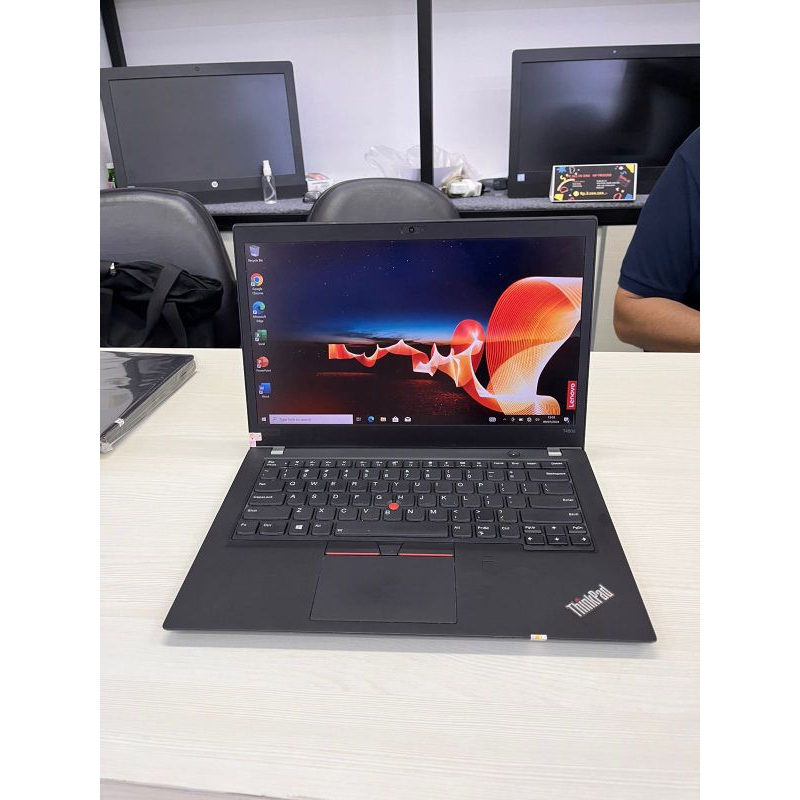 Laptop Lenovo T480  core i7 gen 8 touchscreen