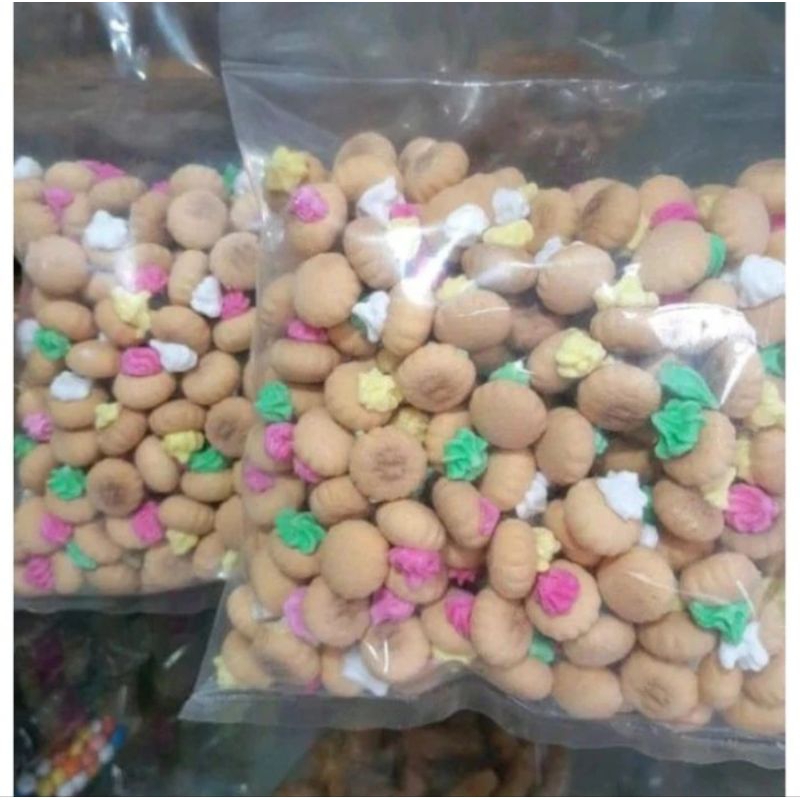 

Kue Gambros/Kue Monas