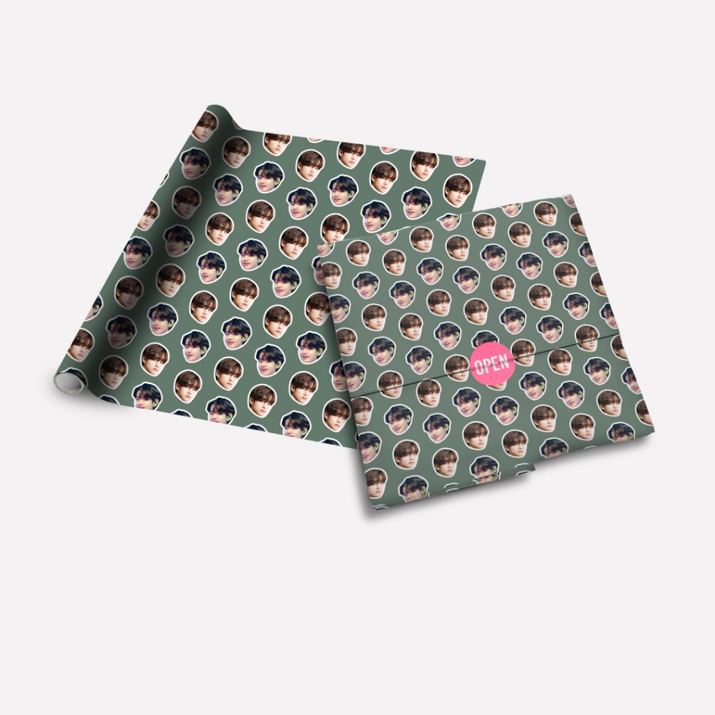 

Cetak Kertas Kado Custom Pattern Muka