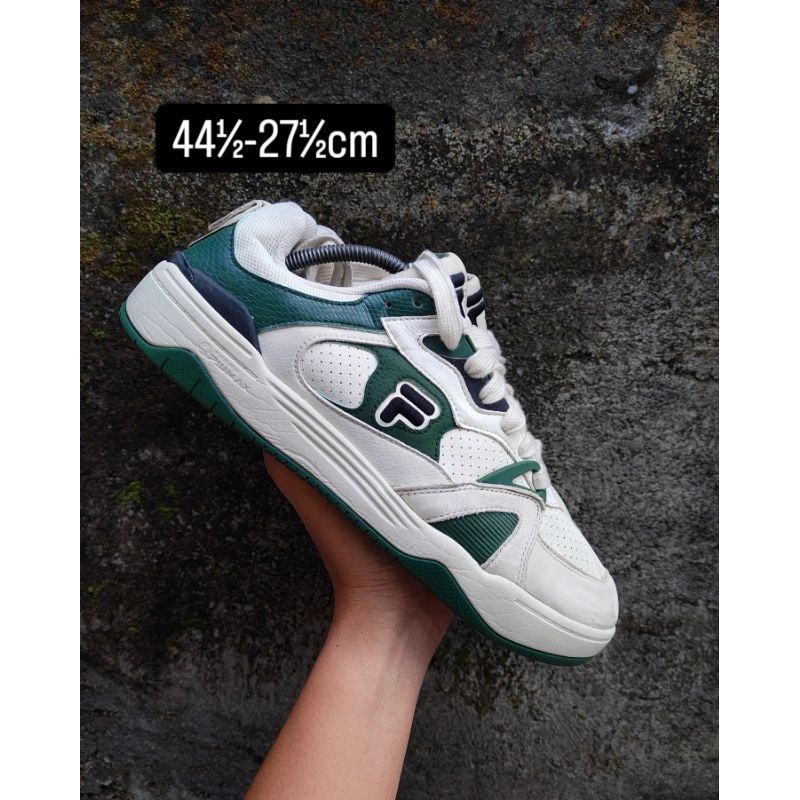 sepatu second branded Fila UK 44½