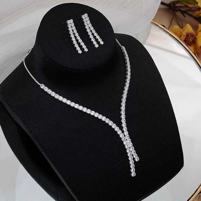 TERBATAS Kalung Crystal Set Anting  Kalung Pernikahan  Kalung Anting Liontin  Aksesoris Pengantin Br